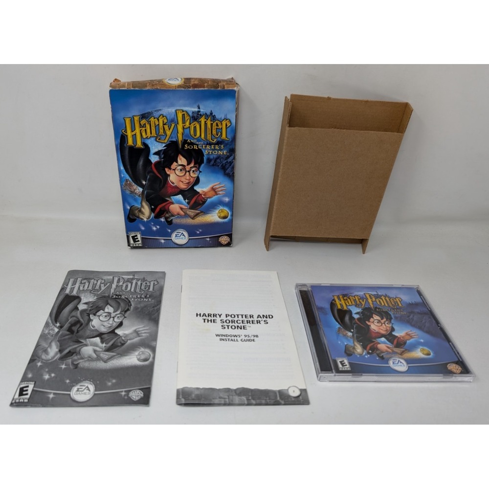 Harry Potter and the Sorcerer's Stone Smal Box PC Computer Game CIB Complete VTG